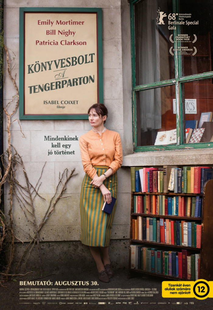 Könyvesbolt a tengerparton